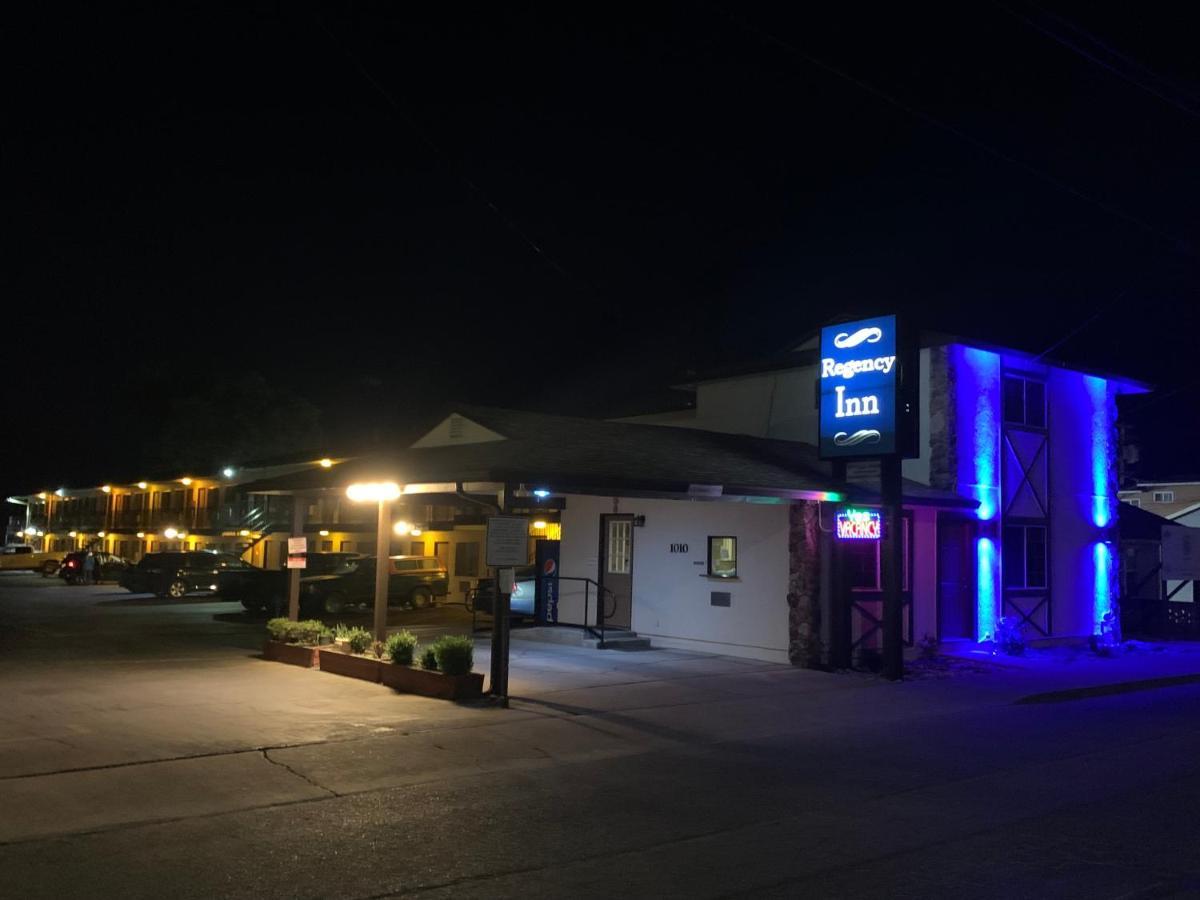Regency Inn Lakeport Bagian luar foto
