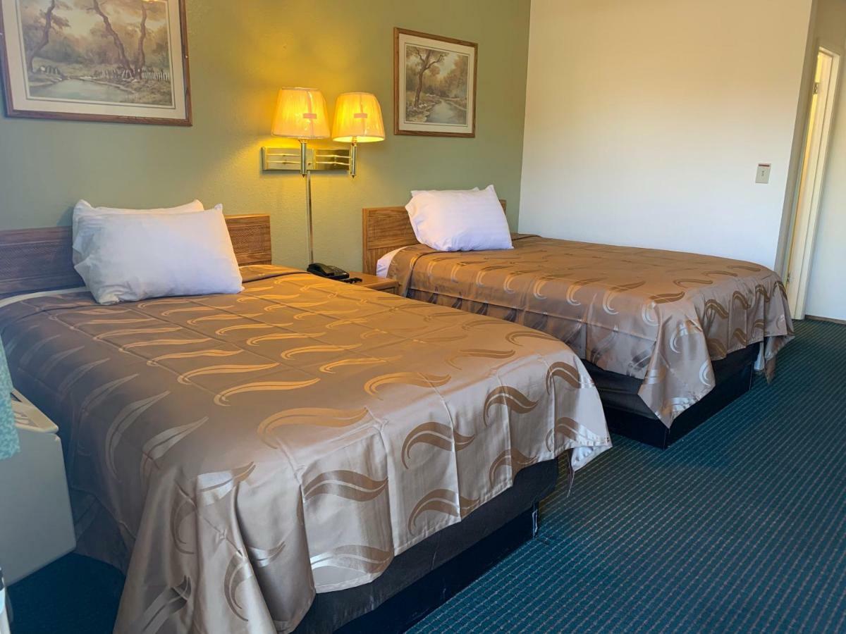 Regency Inn Lakeport Bagian luar foto