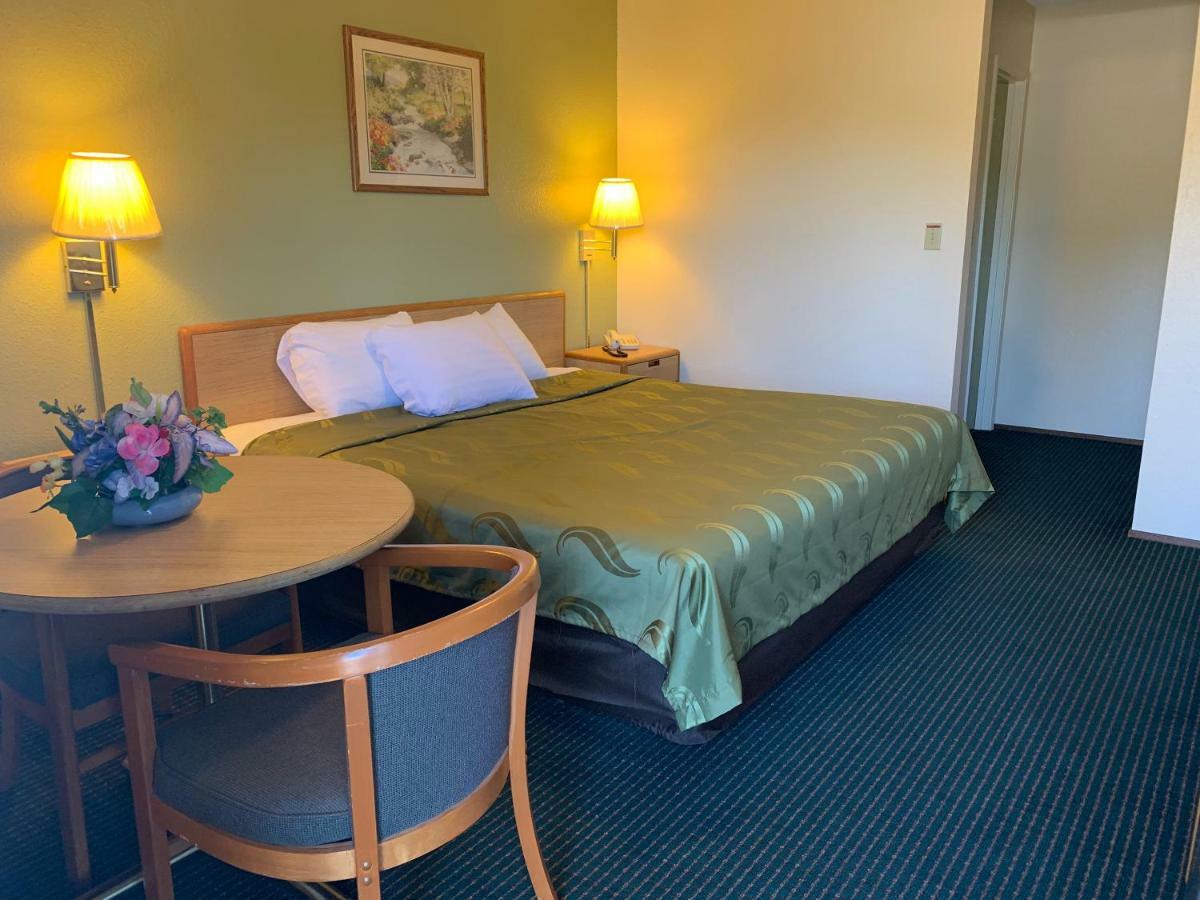 Regency Inn Lakeport Bagian luar foto